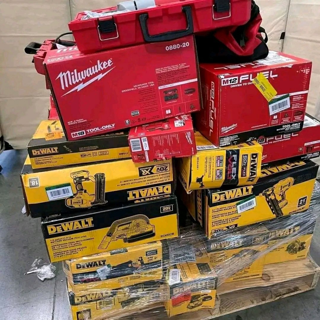 Mixed DeWALT and Milwaukee tools pallets